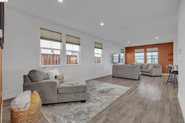 2754 Lily Ct, Antioch, CA 94531