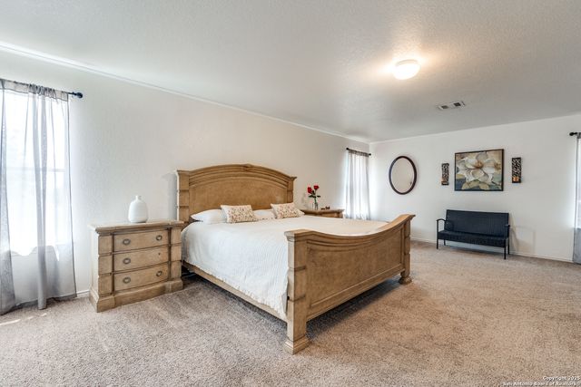 523 Mathis Mdw, San Antonio, TX 78251