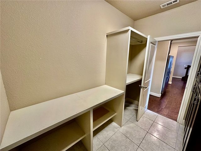 6613 Valley View Road, Rogers, AR 72758