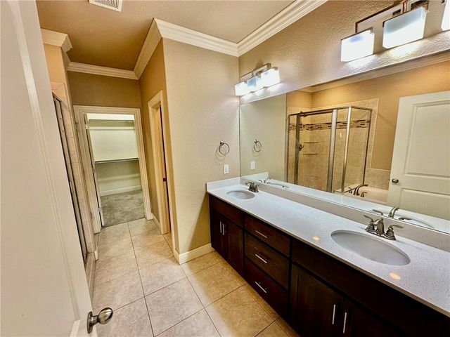 6613 Valley View Road, Rogers, AR 72758