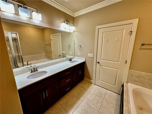 6613 Valley View Road, Rogers, AR 72758