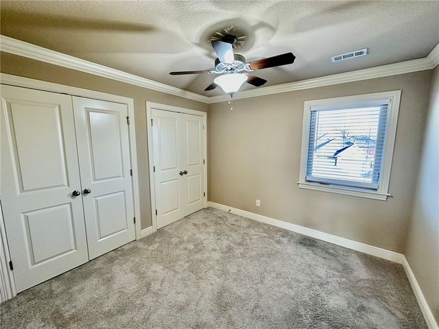 6613 Valley View Road, Rogers, AR 72758