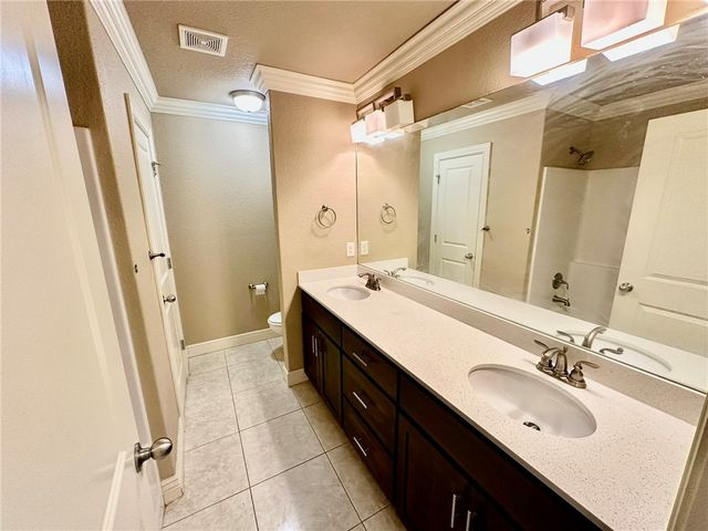 6613 Valley View Road, Rogers, AR 72758