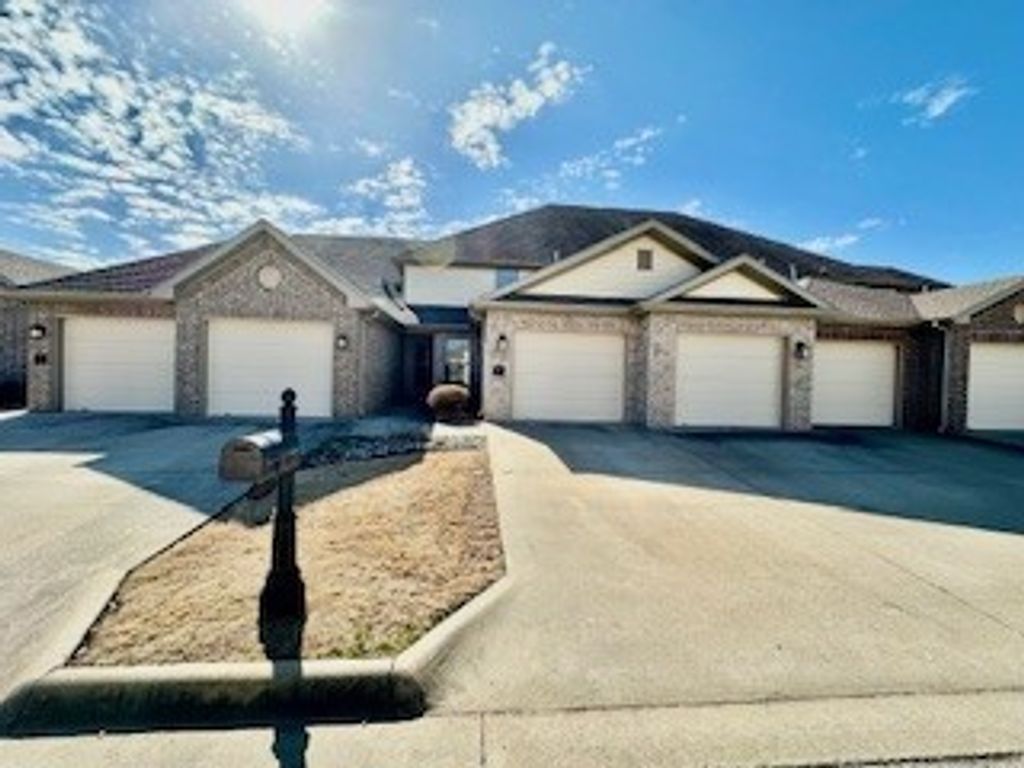 6613 Valley View Road, Rogers, AR 72758