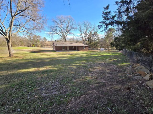 2989 FM 556, Gilmer, TX 75644