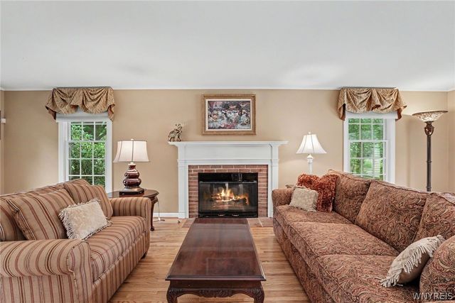 70 Briarhill Road, Amherst, NY 14221