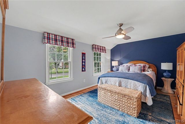 70 Briarhill Road, Amherst, NY 14221
