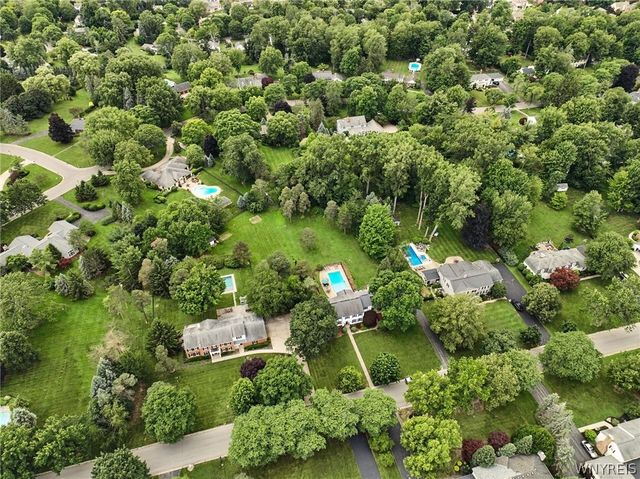 70 Briarhill Road, Amherst, NY 14221