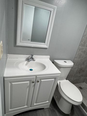 301 NW 177th St 130, Miami Gardens, FL 33169