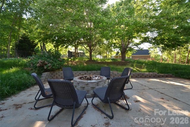 1288 Fern Hill Road, Mooresville, NC 28117