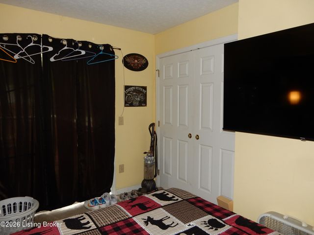 386 S Old Preston Hwy, Shepherdsville, KY 40165