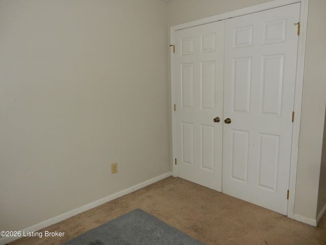 386 S Old Preston Hwy, Shepherdsville, KY 40165