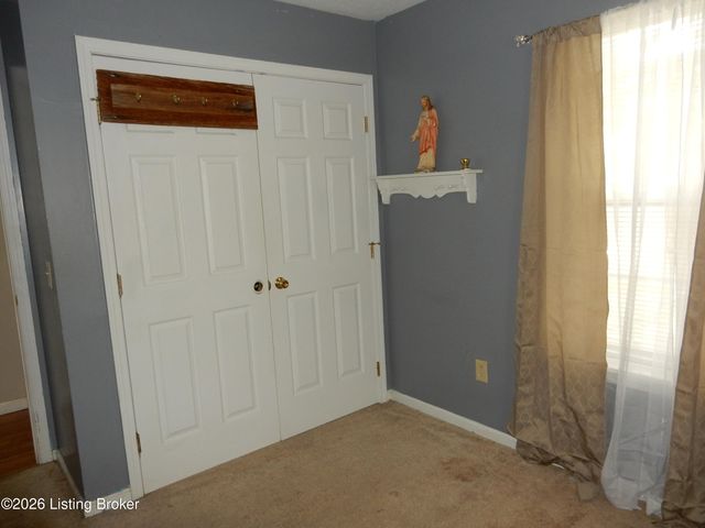 386 S Old Preston Hwy, Shepherdsville, KY 40165