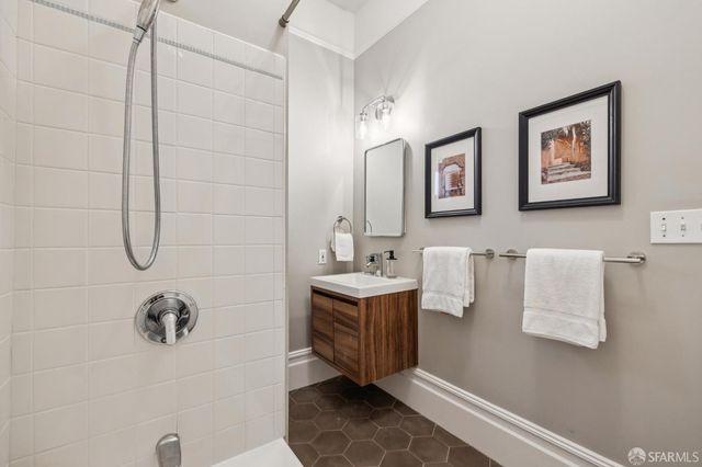 4397 24th Street, San Francisco, CA 94114