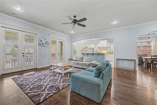 4105 Willowbend Drive, Rogers, AR 72758