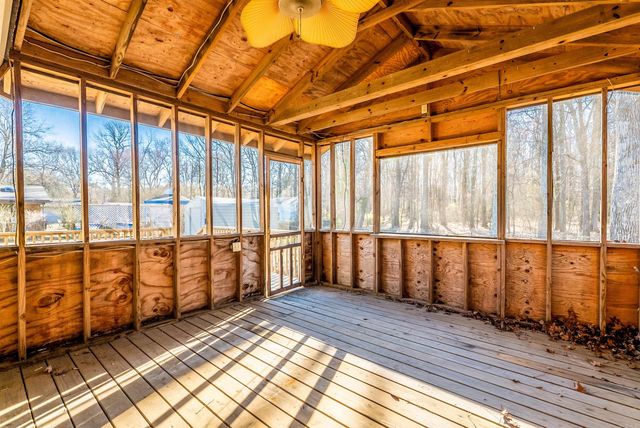 3005 T P White Drive, Jacksonville, AR 72076