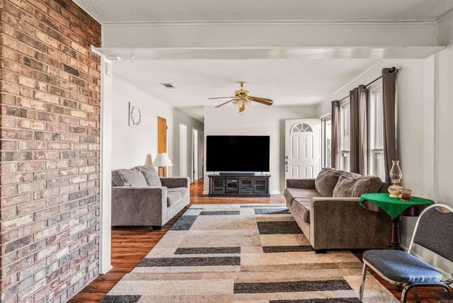 3005 T P White Drive, Jacksonville, AR 72076