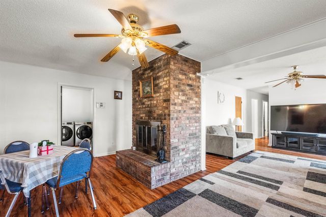 3005 T P White Drive, Jacksonville, AR 72076