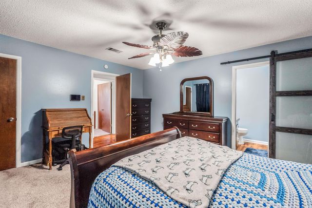 3005 T P White Drive, Jacksonville, AR 72076