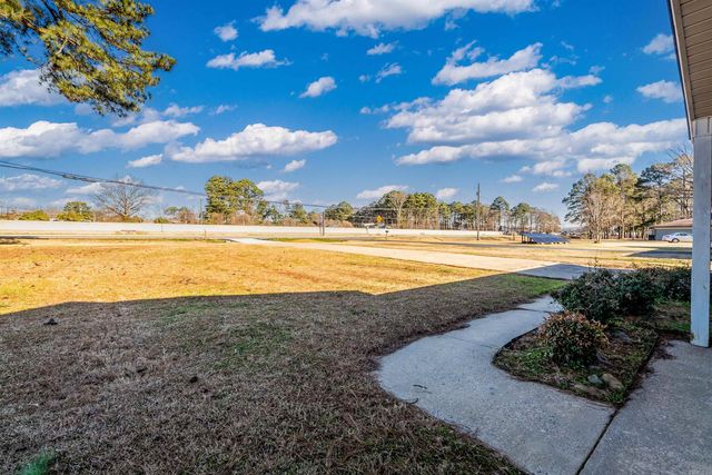 3005 T P White Drive, Jacksonville, AR 72076