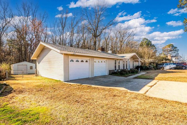 3005 T P White Drive, Jacksonville, AR 72076