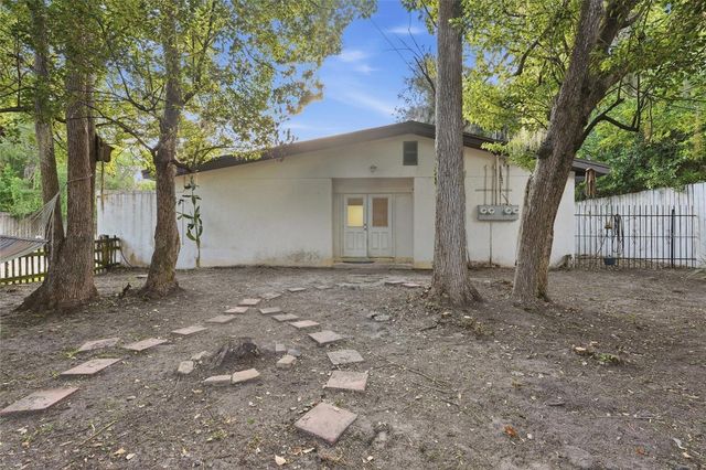 747 SE 2ND PLACE 10, Gainesville, FL 32601