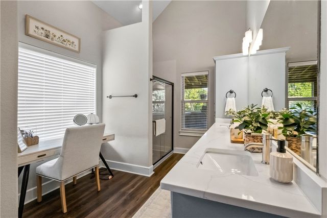6203 Valley View Road, Rogers, AR 72758