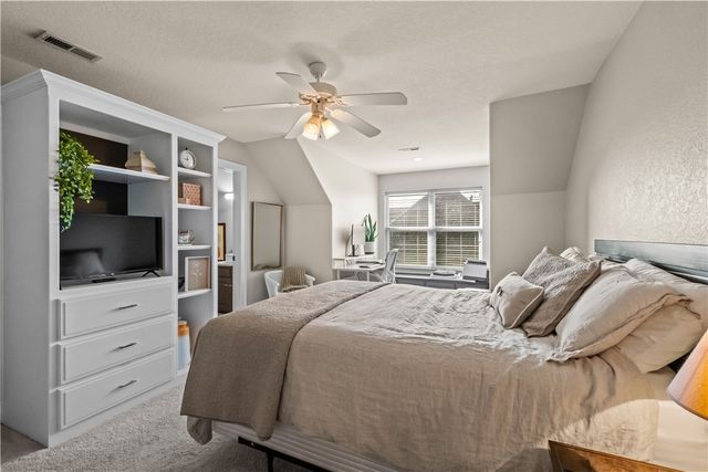 6203 Valley View Road, Rogers, AR 72758