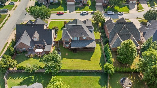 6203 Valley View Road, Rogers, AR 72758
