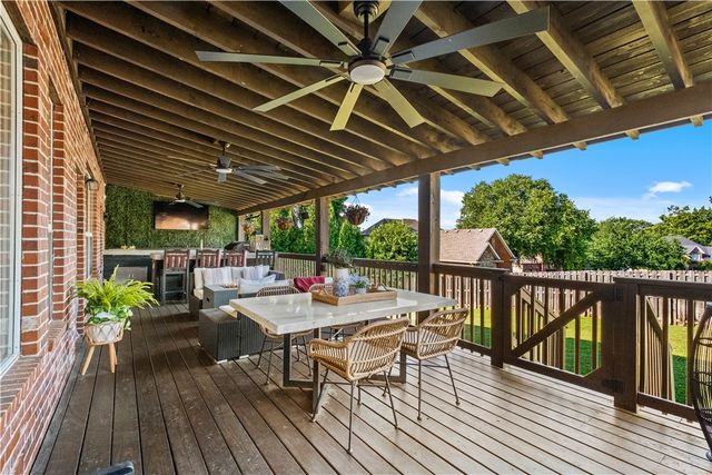 6203 Valley View Road, Rogers, AR 72758