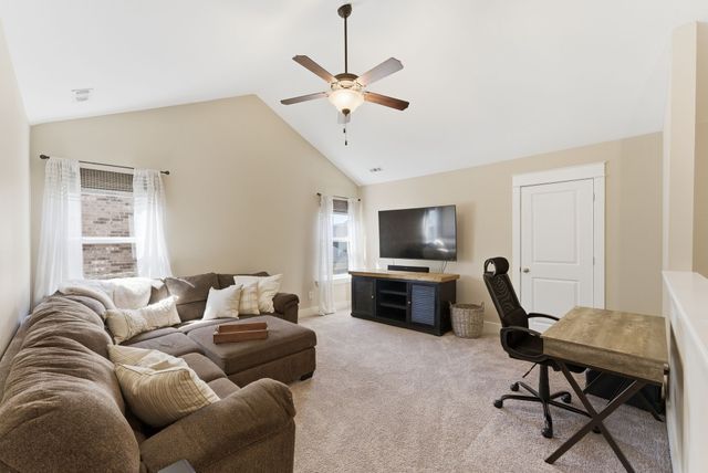 459 Rangeland Rd, Spring Hill, TN 37174