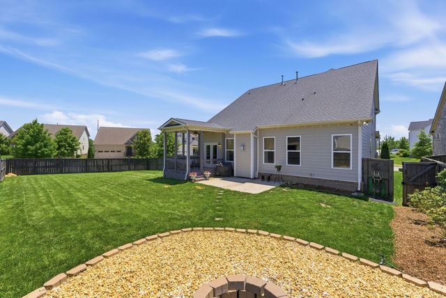 459 Rangeland Rd, Spring Hill, TN 37174