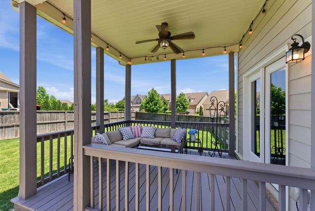 459 Rangeland Rd, Spring Hill, TN 37174