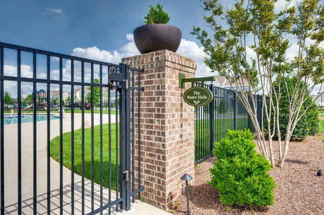 459 Rangeland Rd, Spring Hill, TN 37174