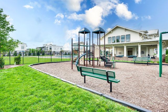 459 Rangeland Rd, Spring Hill, TN 37174