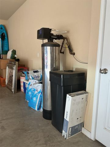 809 Hometown PKWY, Kyle, TX 78640