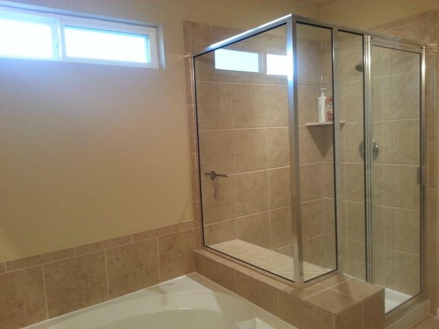 809 Hometown PKWY, Kyle, TX 78640