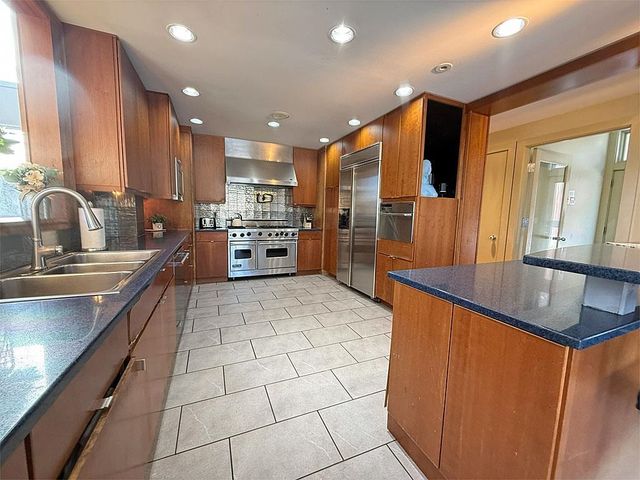 1450 Clarendon Avenue, West Rutland, VT 05777