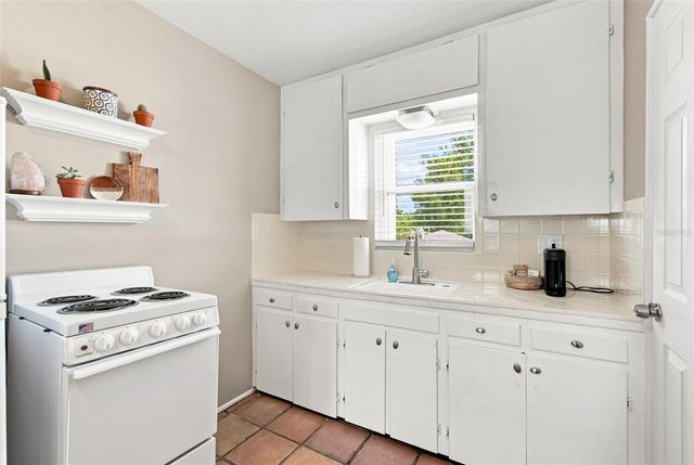 3630 FOSTER HILL DRIVE N, St Petersburg, FL 33704