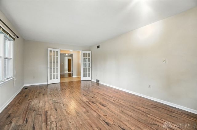 284 Blackstone Drive, Centerville, OH 45459