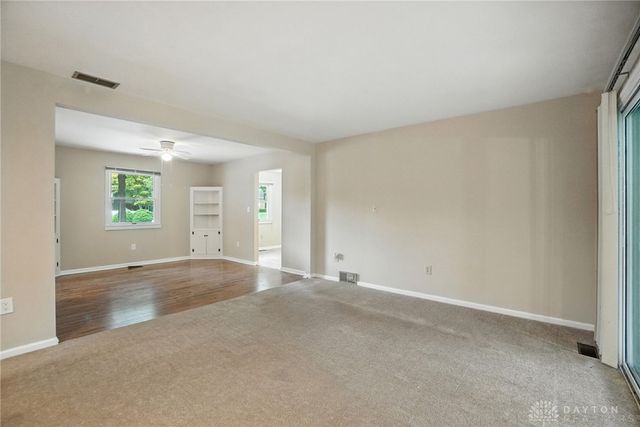 284 Blackstone Drive, Centerville, OH 45459
