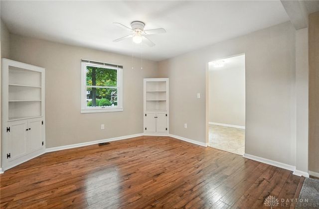 284 Blackstone Drive, Centerville, OH 45459