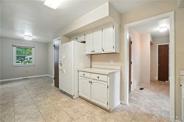 284 Blackstone Drive, Centerville, OH 45459