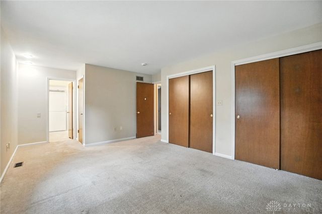 284 Blackstone Drive, Centerville, OH 45459