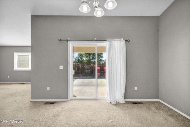 445 Torrey Pines Drive, Fallon, NV 89406