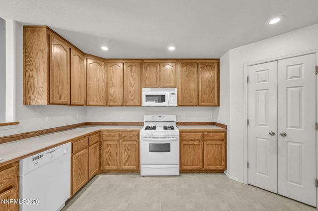 445 Torrey Pines Drive, Fallon, NV 89406