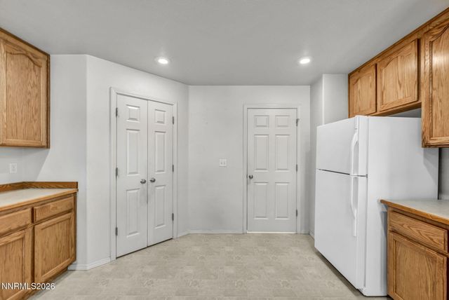 445 Torrey Pines Drive, Fallon, NV 89406