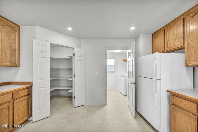 445 Torrey Pines Drive, Fallon, NV 89406