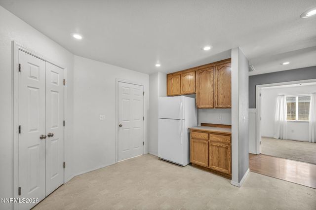 445 Torrey Pines Drive, Fallon, NV 89406