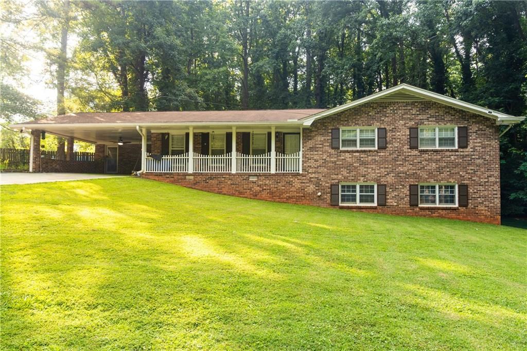 5873 Button Gwinnett Place, Norcross, GA 30093